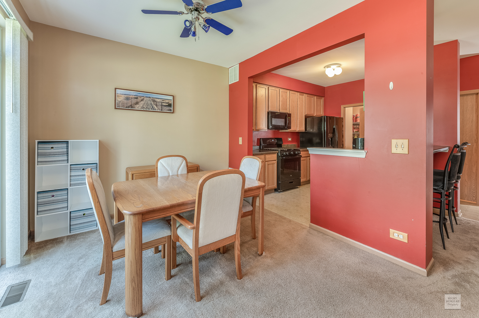 357 Grape Vine Trail Oswego, IL 60543 - Photo 7 of 27 a dining room with furniture and window