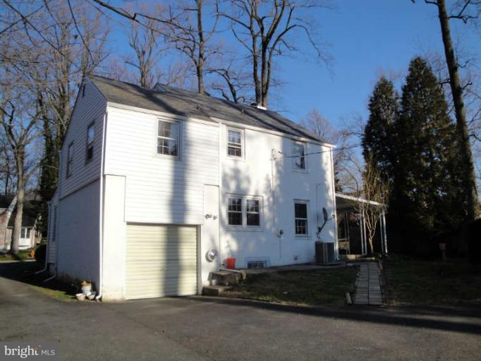 800 Olmstead Road Baltimore, MD 21208 - Photo 5 of 23 Back Of Home With Attached Garage (1Car)