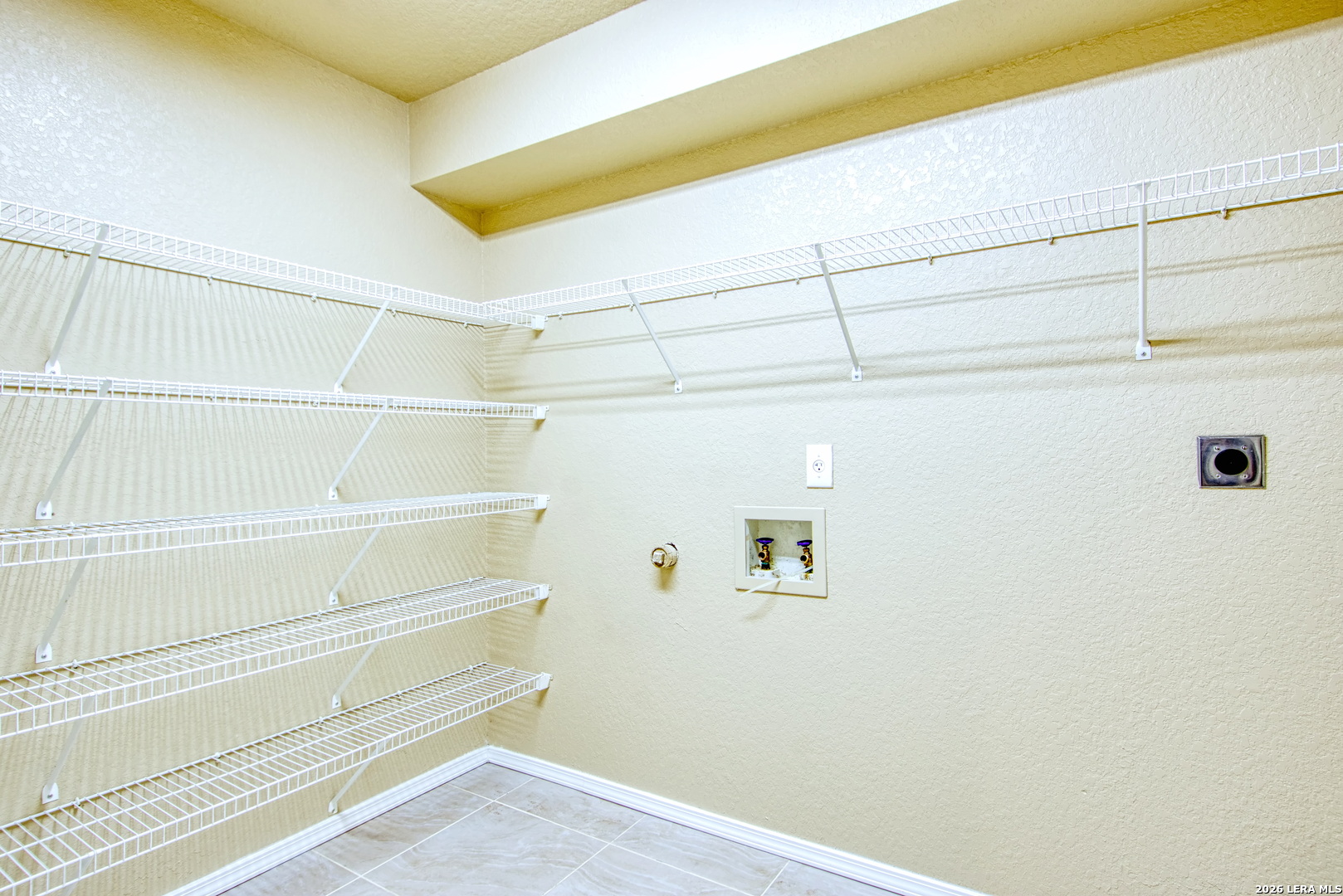 9008 Privilege Point Converse, TX 78109 - Photo 19 of 43