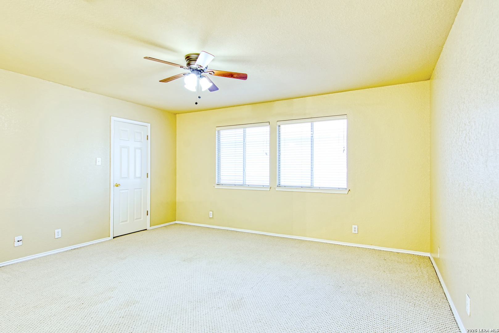 9008 Privilege Point Converse, TX 78109 - Photo 23 of 43