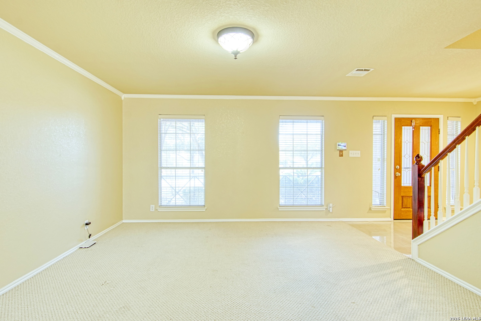 9008 Privilege Point Converse, TX 78109 - Photo 7 of 43