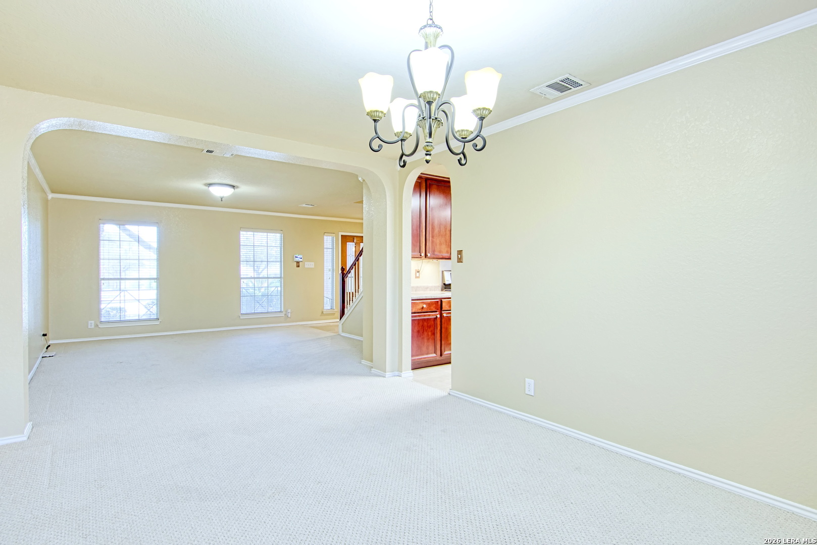 9008 Privilege Point Converse, TX 78109 - Photo 9 of 43