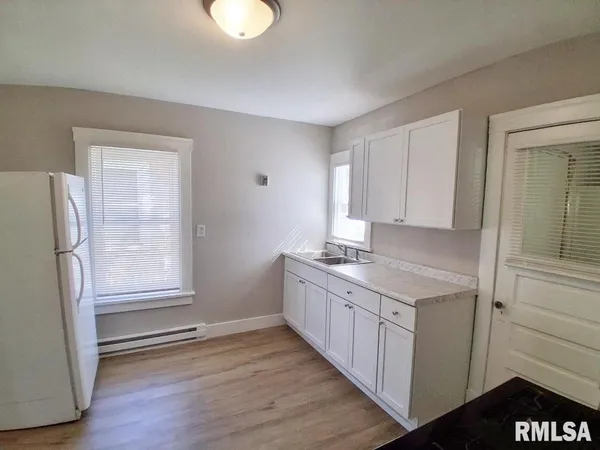 $44,900 | 316 East Melbourne Avenue, Peoria, IL 61603
