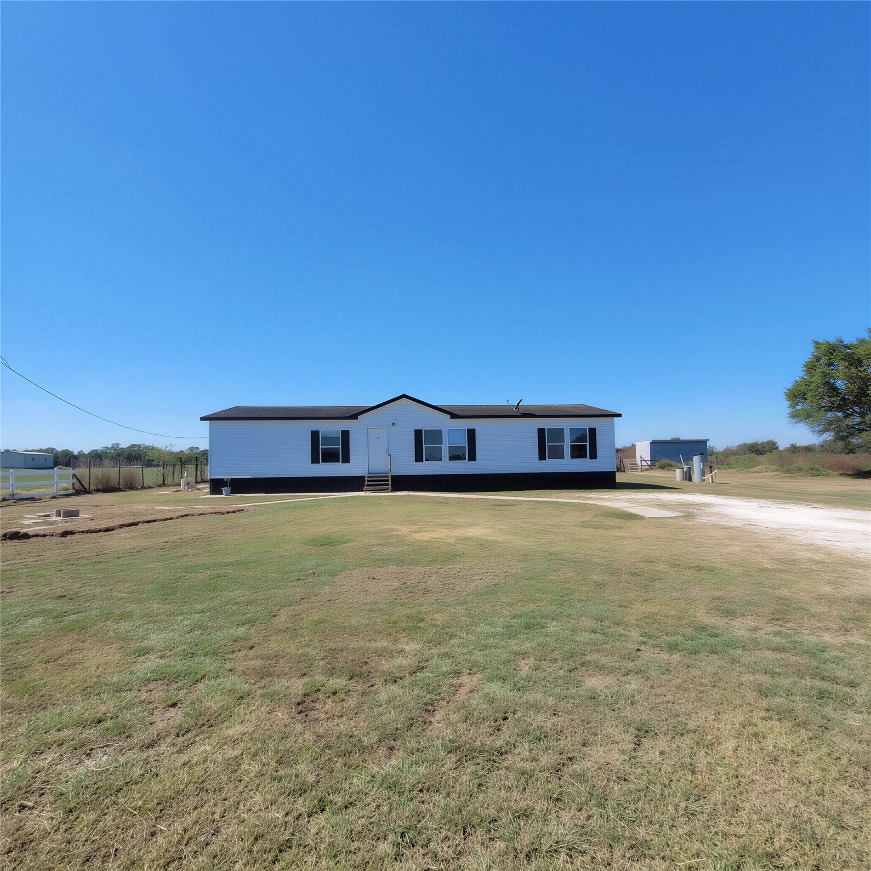 740 County Road 164 Boling, TX 77420 - Photo 15 of 16 a view of an ocean and beach