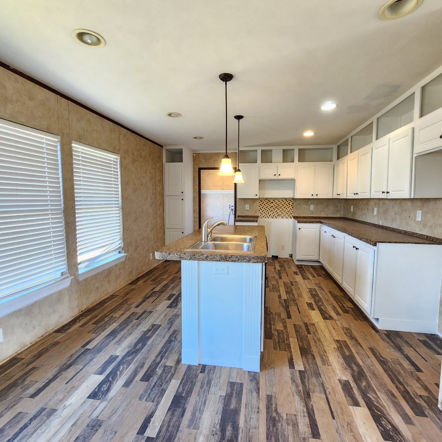 740 County Road 164 Boling, TX 77420 - Photo 4 of 16