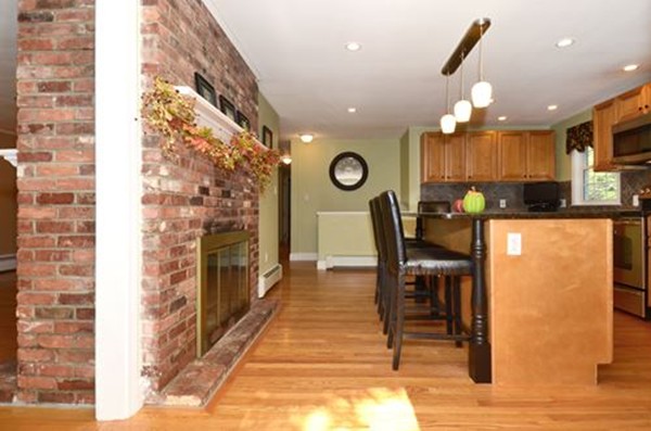 8 Andrews Road Topsfield, MA 01983 - Photo 7 of 28 Gallery Image 7