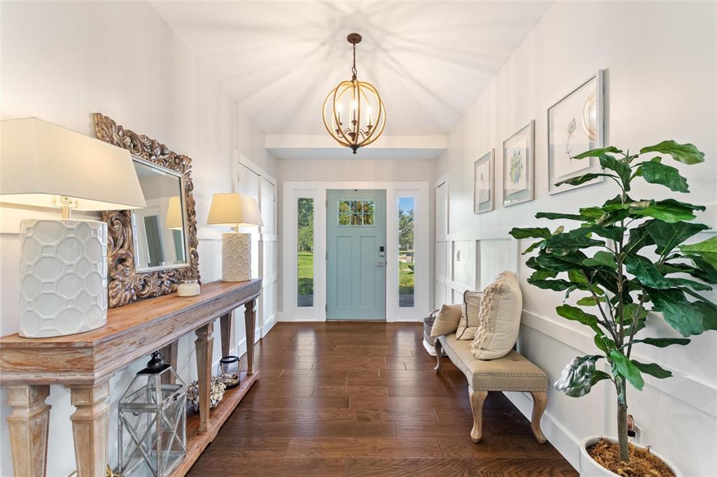 640 Arjay Way Winter Park, FL 32789 - Photo 8 of 46 a workspace with furniture window and wooden floor