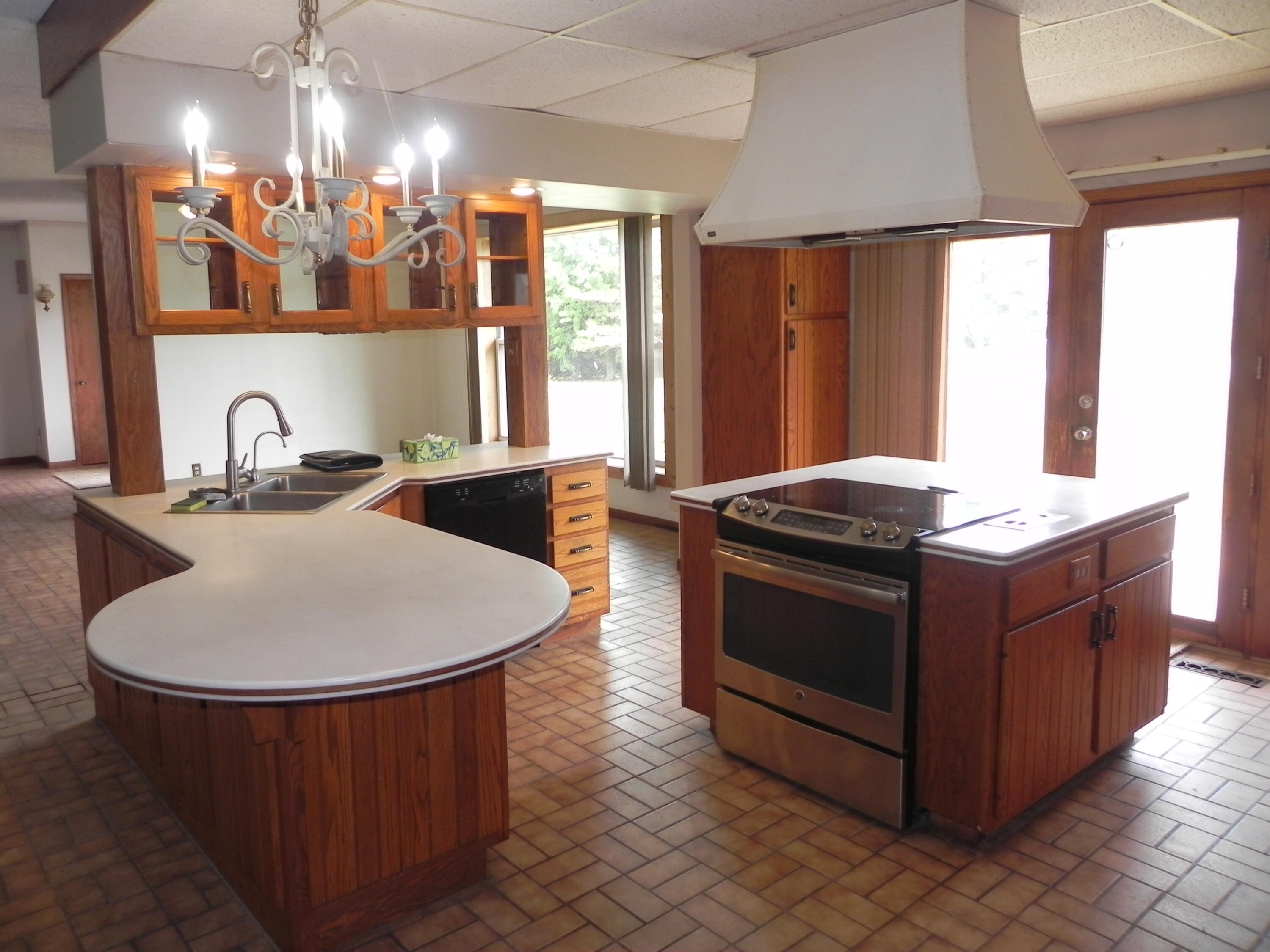W853 Kiel Road Calumet, WI 53061 - Photo 5 of 28 kitchen