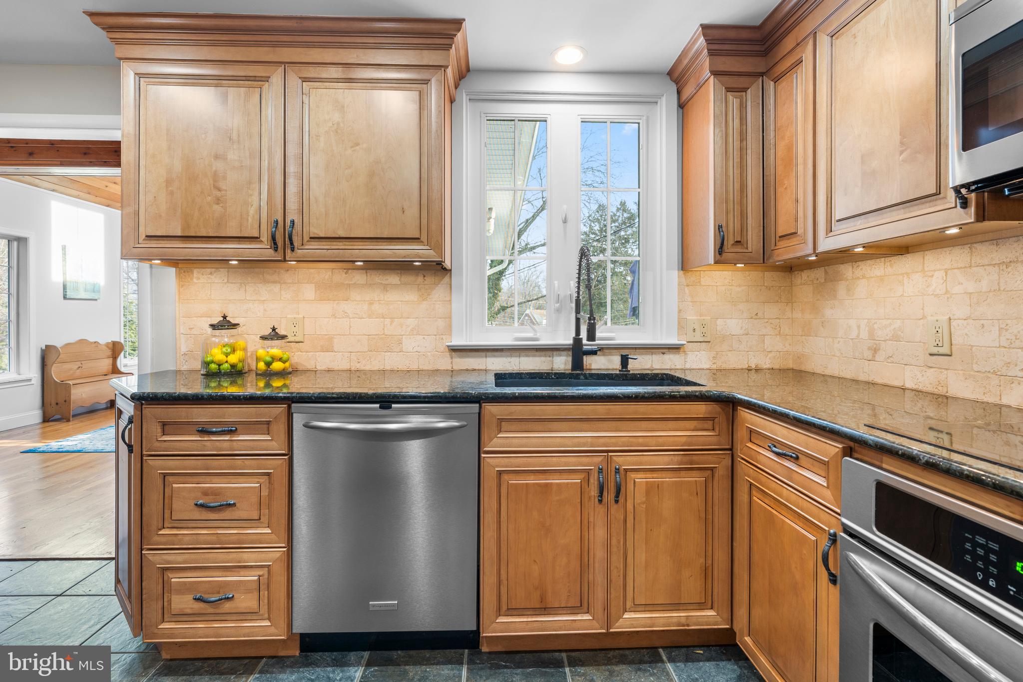 306 Bickmore Drive Wallingford, PA 19086 - Photo 11 of 43