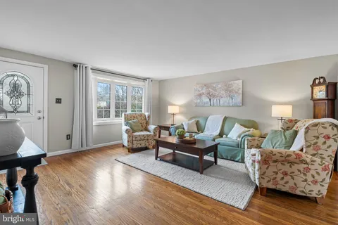 $629,900 | 306 Bickmore Drive, Wallingford, PA 19086