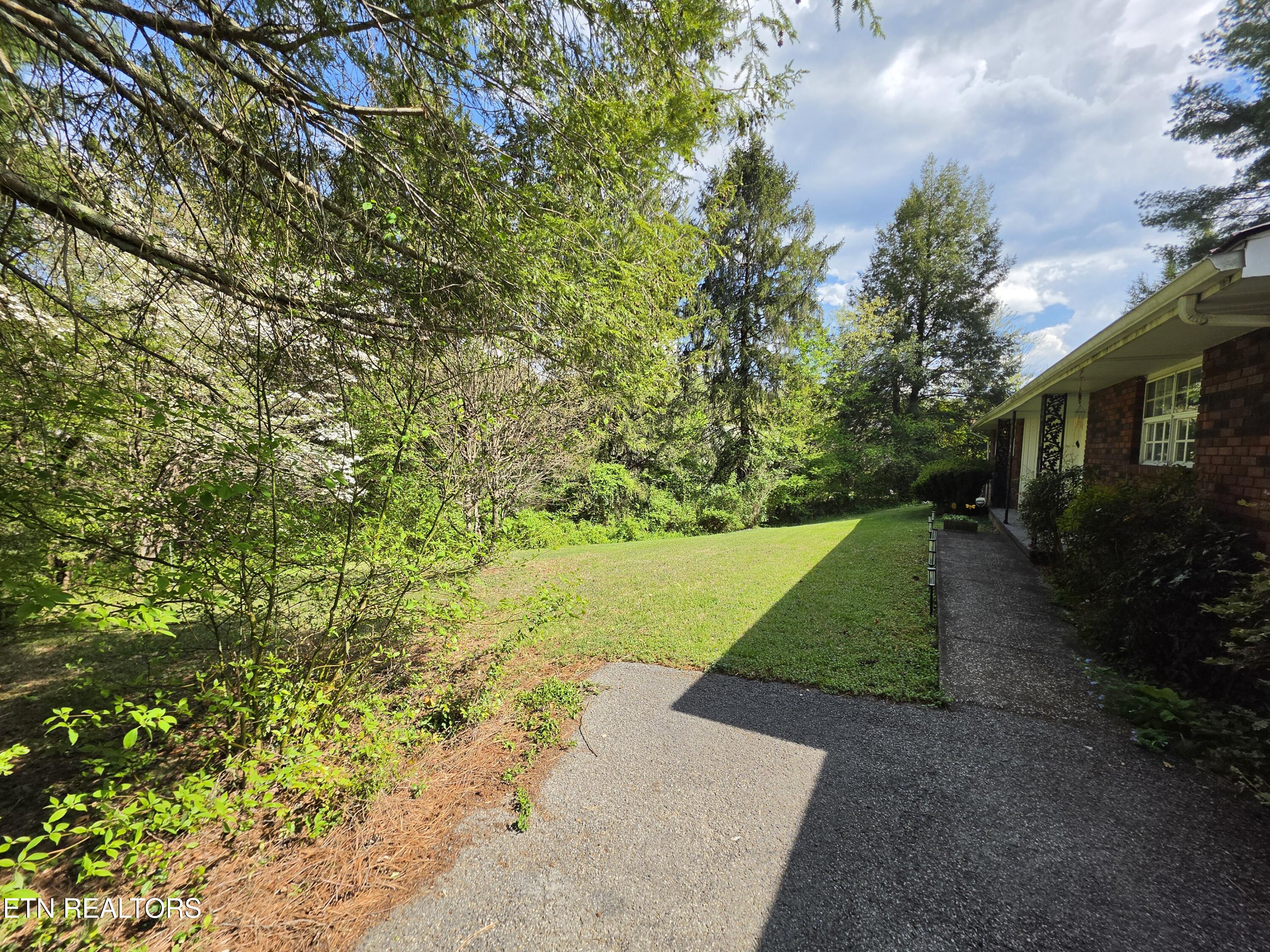 145 Wesley Harrogate, TN 37752 - Photo 22 of 25 2372