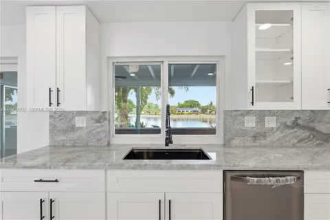 $529,000 | 5805 Northwest 72nd Avenue, Tamarac, FL 33321