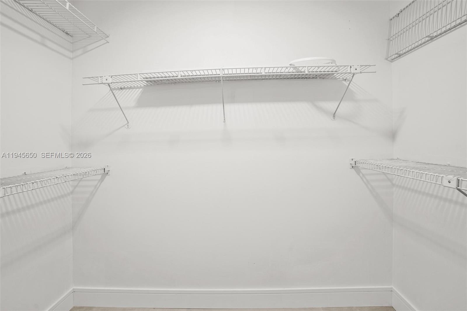 5805 Northwest 72nd Avenue Fort Lauderdale, FL 33321 - Photo 39 of 70