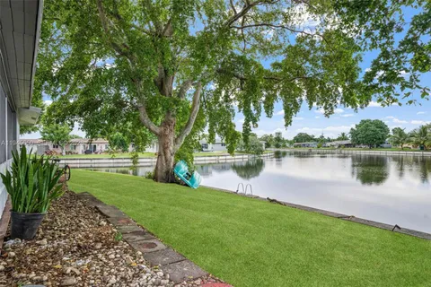 $529,000 | 5805 Northwest 72nd Avenue, Tamarac, FL 33321