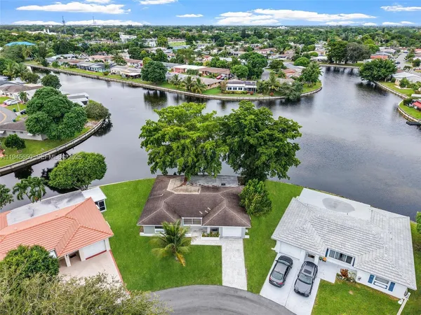 $529,000 | 5805 Northwest 72nd Avenue, Tamarac, FL 33321