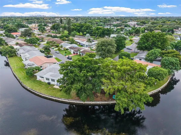 $529,000 | 5805 Northwest 72nd Avenue, Tamarac, FL 33321