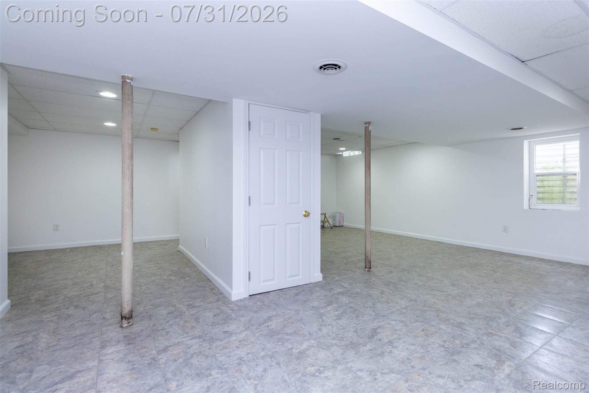 3388 Riverside Drive Canton, MI 48188 - Photo 36 of 48 interior (31).jpg
