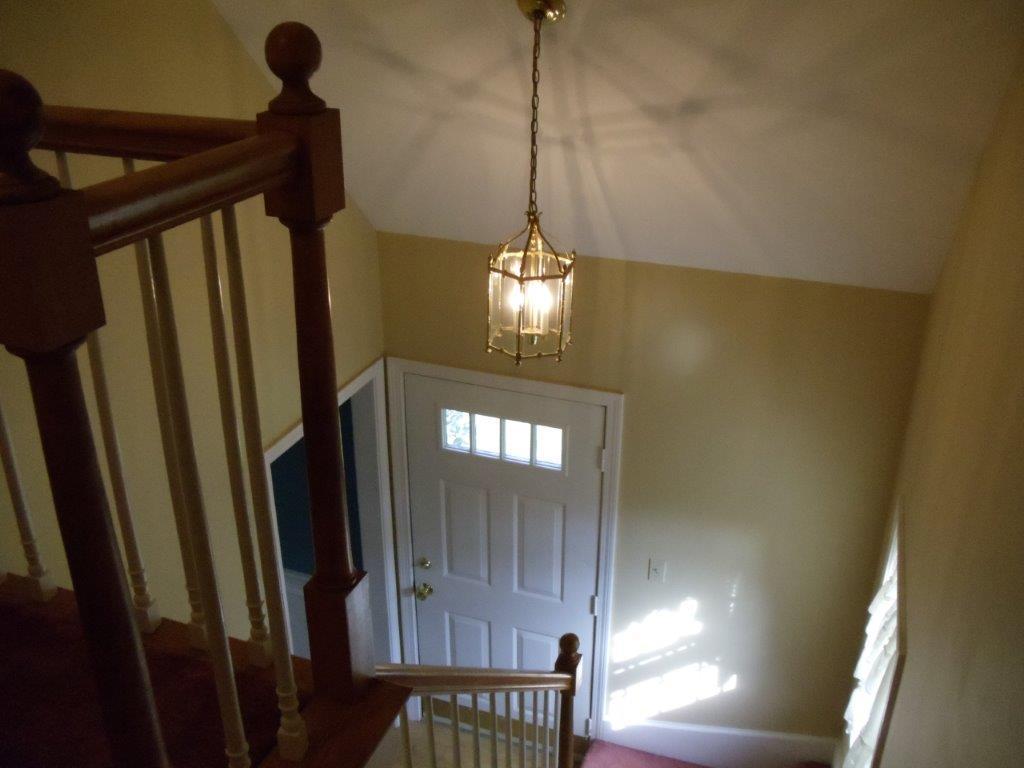 9 Hyde Park Centerville, MA 02632 - Photo 16 of 27 a view of a interior in the house