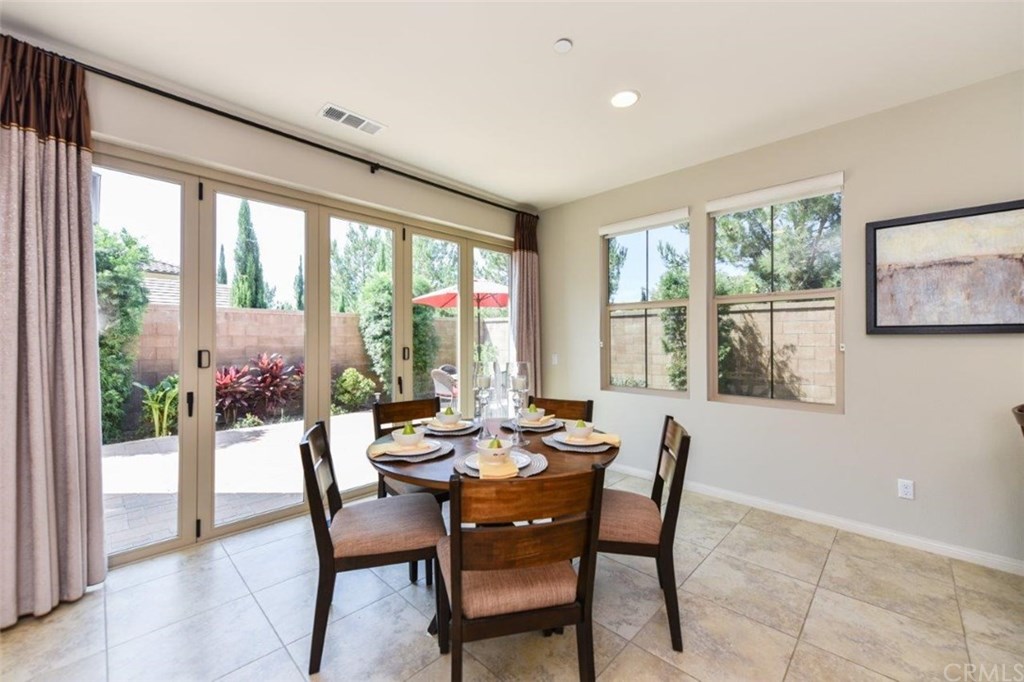 182 Bright Poppy Irvine, CA 92618 - Photo 12 of 34