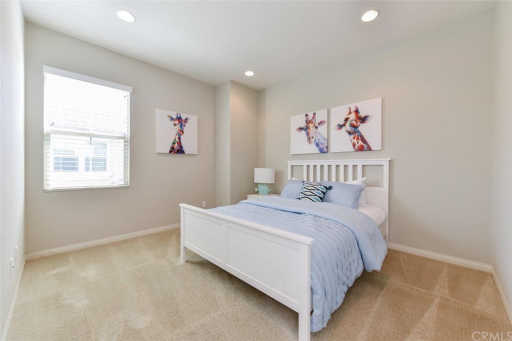 182 Bright Poppy Irvine, CA 92618 - Photo 23 of 34