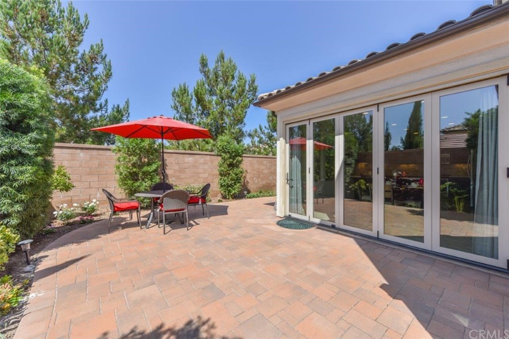 182 Bright Poppy Irvine, CA 92618 - Photo 31 of 34
