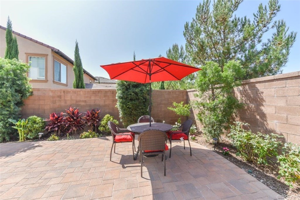 182 Bright Poppy Irvine, CA 92618 - Photo 33 of 34