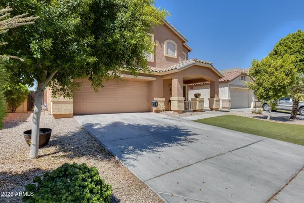 $2,000 | 12814 West La Reata Avenue, Avondale, AZ 85392