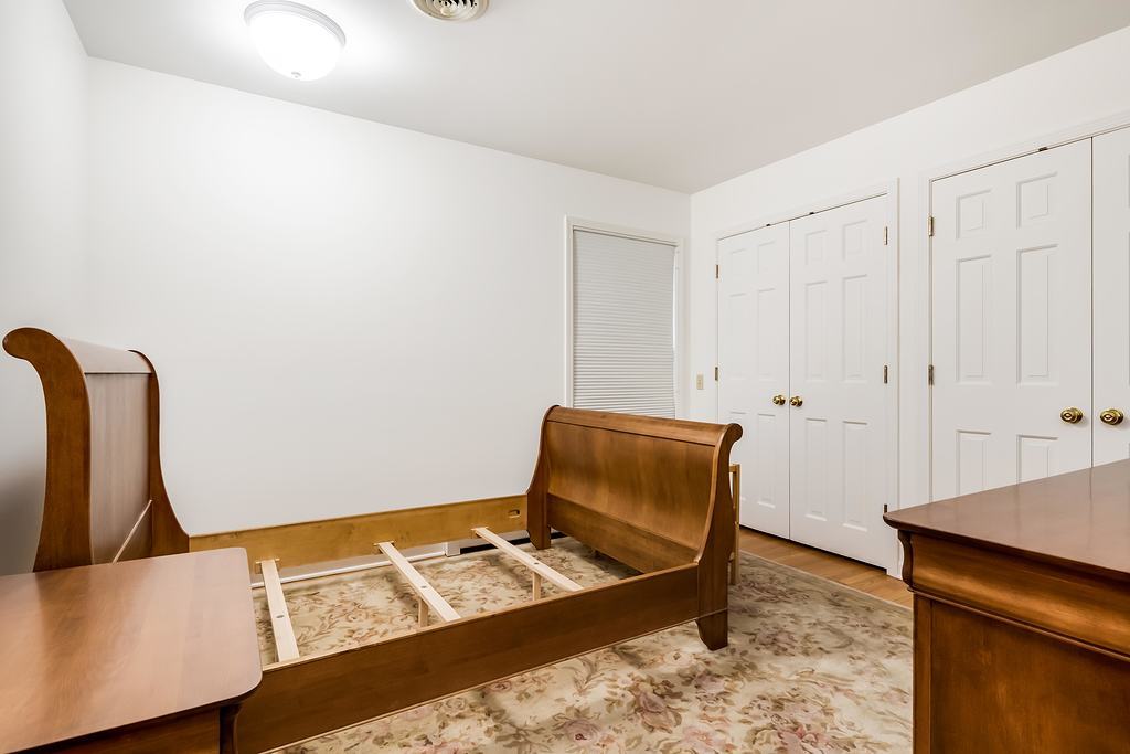1425 Appleby Road Inverness, IL 60067 - Photo 17 of 28