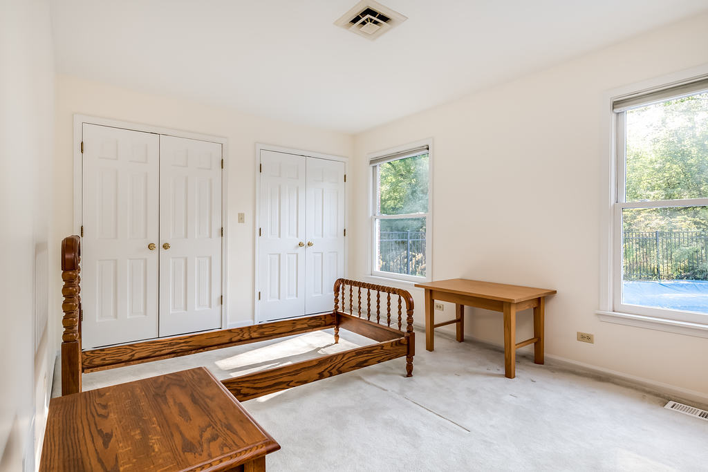 1425 Appleby Road Inverness, IL 60067 - Photo 18 of 28