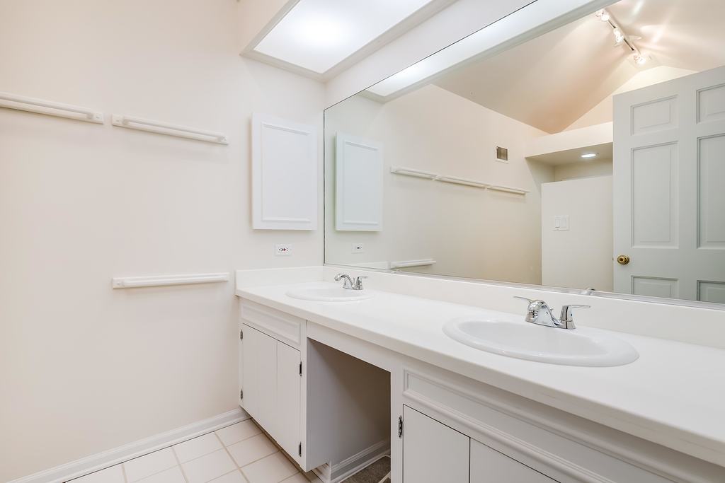 1425 Appleby Road Inverness, IL 60067 - Photo 21 of 28