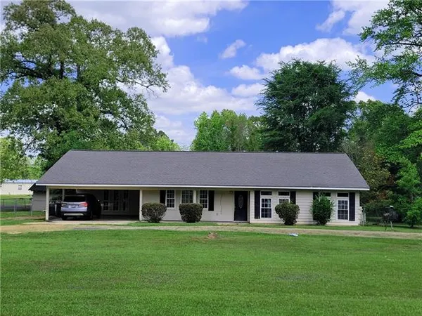 $199,999 | 6596 Highway 6, Natchitoches, LA 71457
