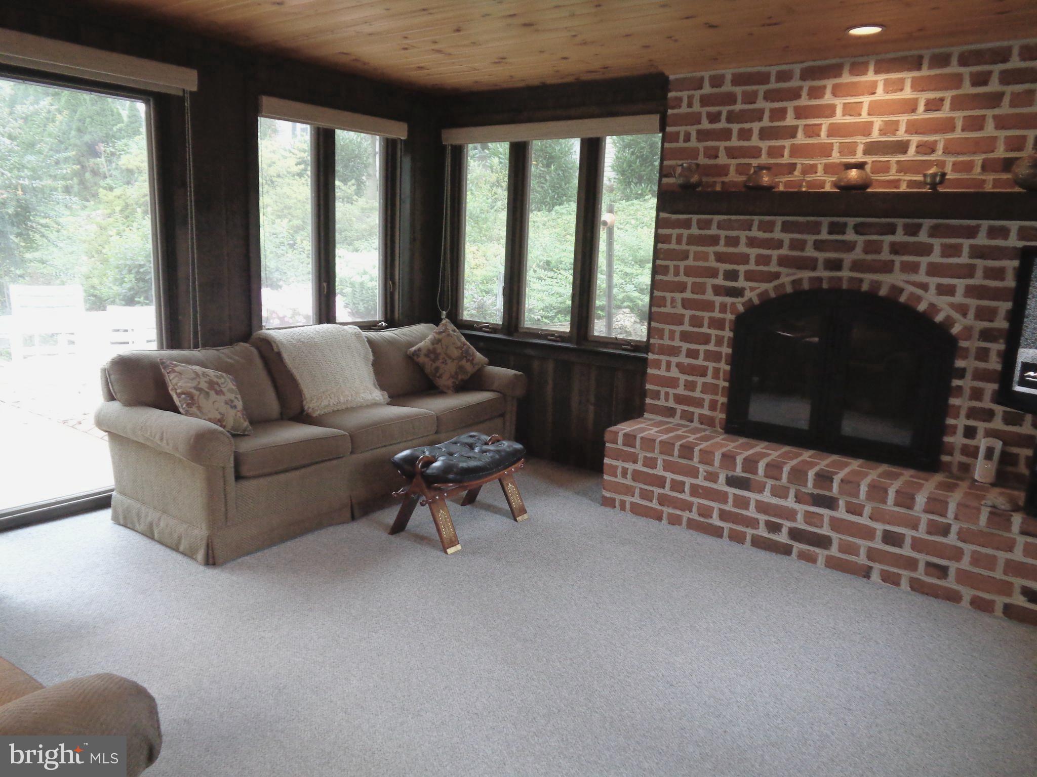 1122 Colonial Road Lancaster, PA 17603 - Photo 16 of 32 Gallery Image 16