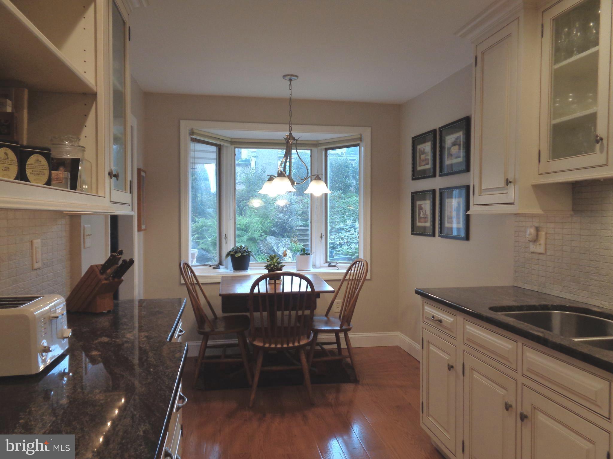 1122 Colonial Road Lancaster, PA 17603 - Photo 8 of 32 Gallery Image 8