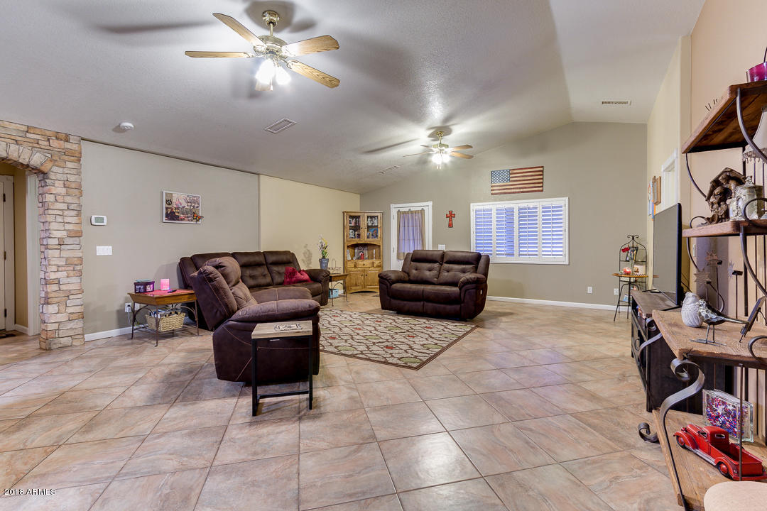 2303 South Val Vista Road Apache Junction, AZ 85119 - Photo 8 of 44 08-ValVista