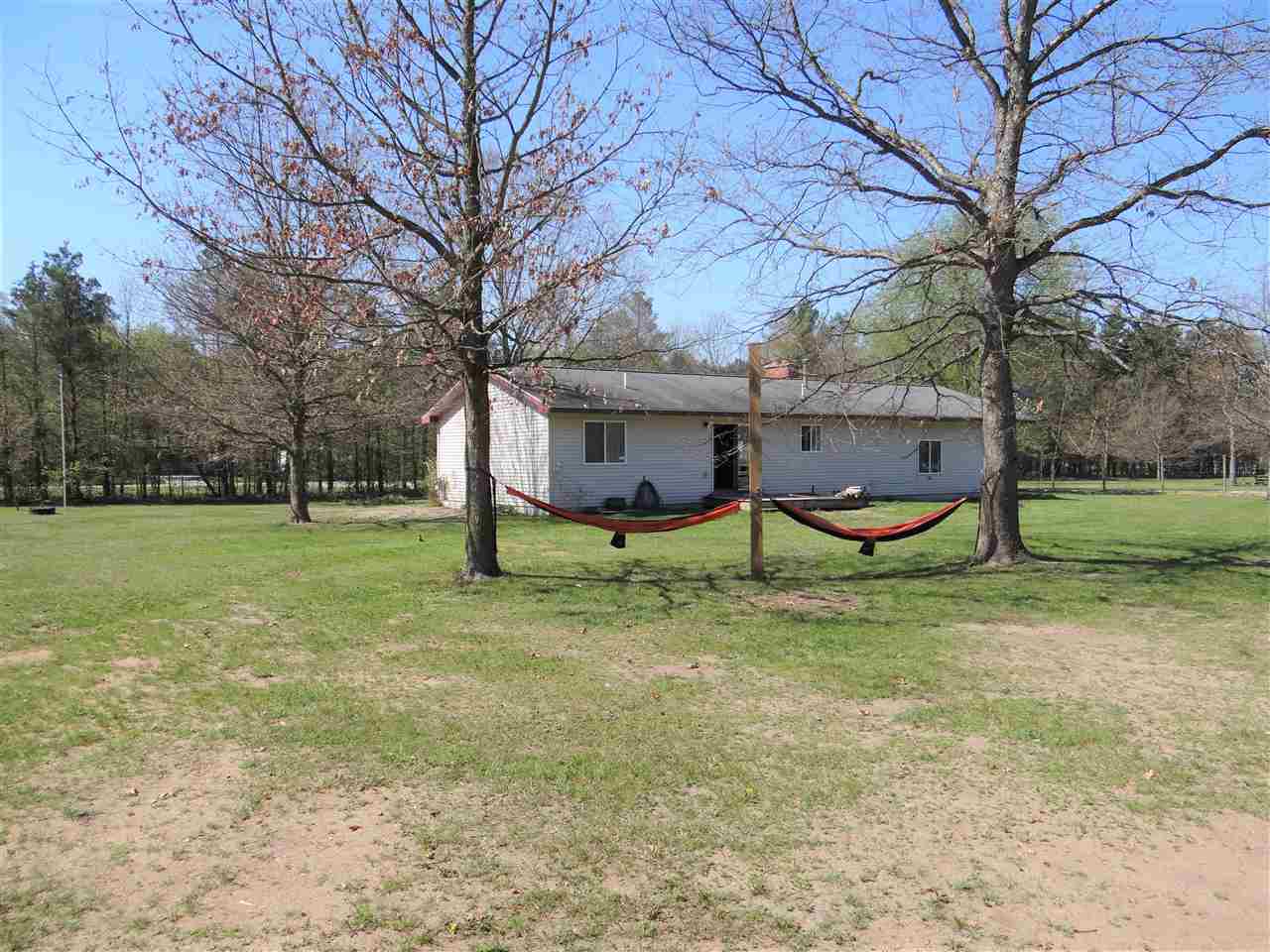 11348 Riley Road Interlochen, MI 49643 - Photo 3 of 20 1887511-2.JPG