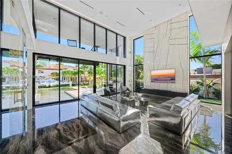 $14,350,000 | 340 San Marco Drive, Fort Lauderdale, FL 33301