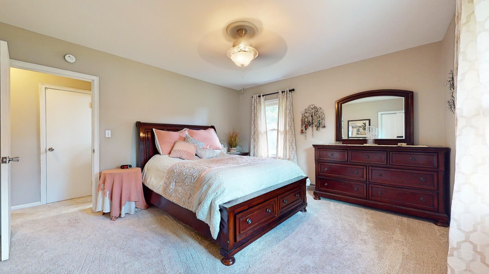 4005 Stringtown Road Evansville, IN 47711 - Photo 17 of 36