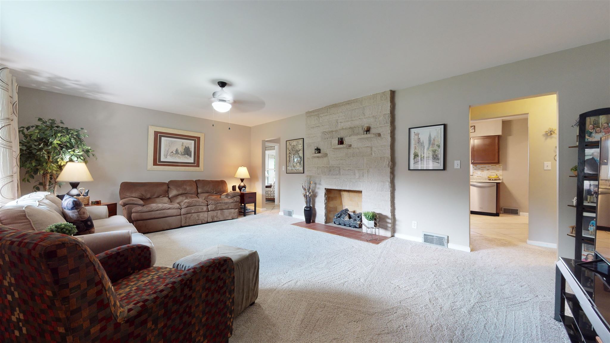 4005 Stringtown Road Evansville, IN 47711 - Photo 3 of 36