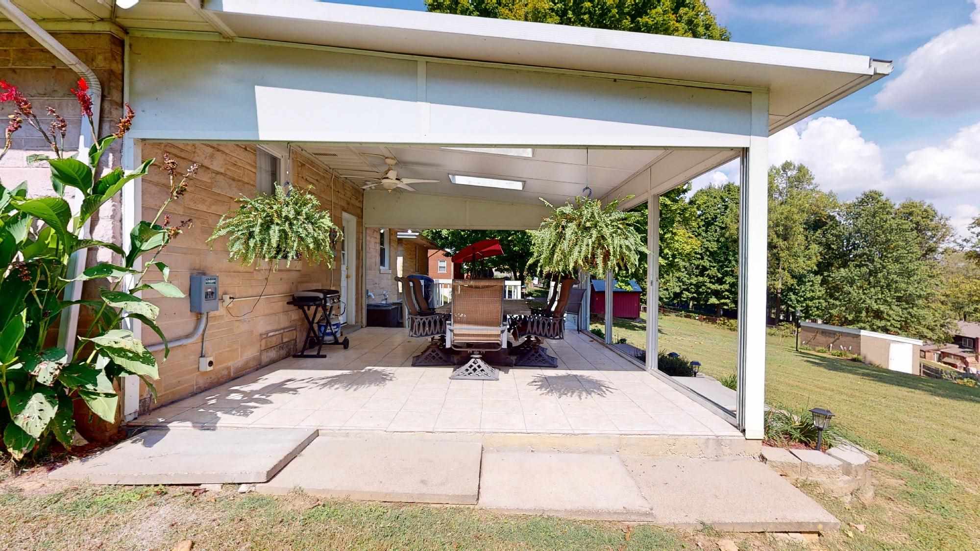 4005 Stringtown Road Evansville, IN 47711 - Photo 32 of 36