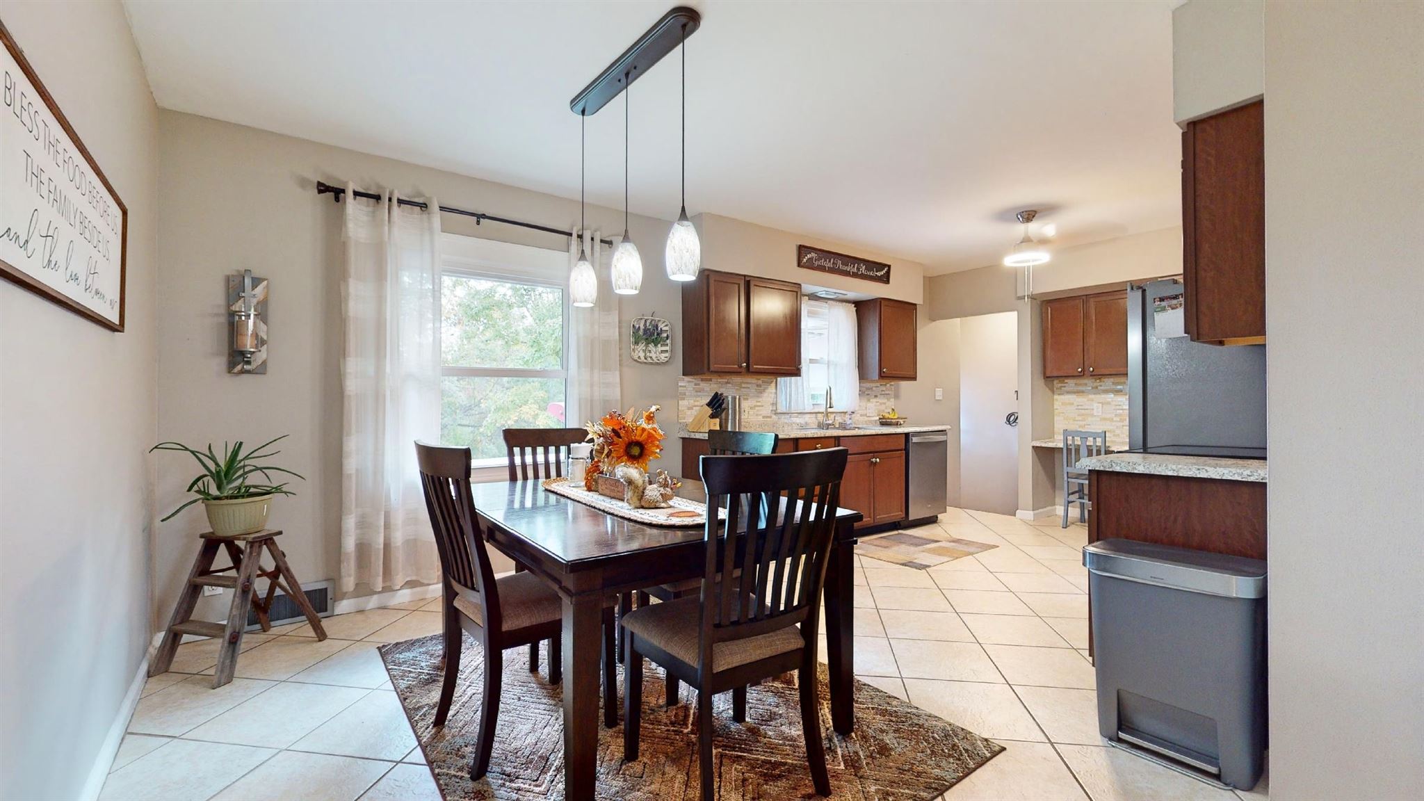 4005 Stringtown Road Evansville, IN 47711 - Photo 7 of 36