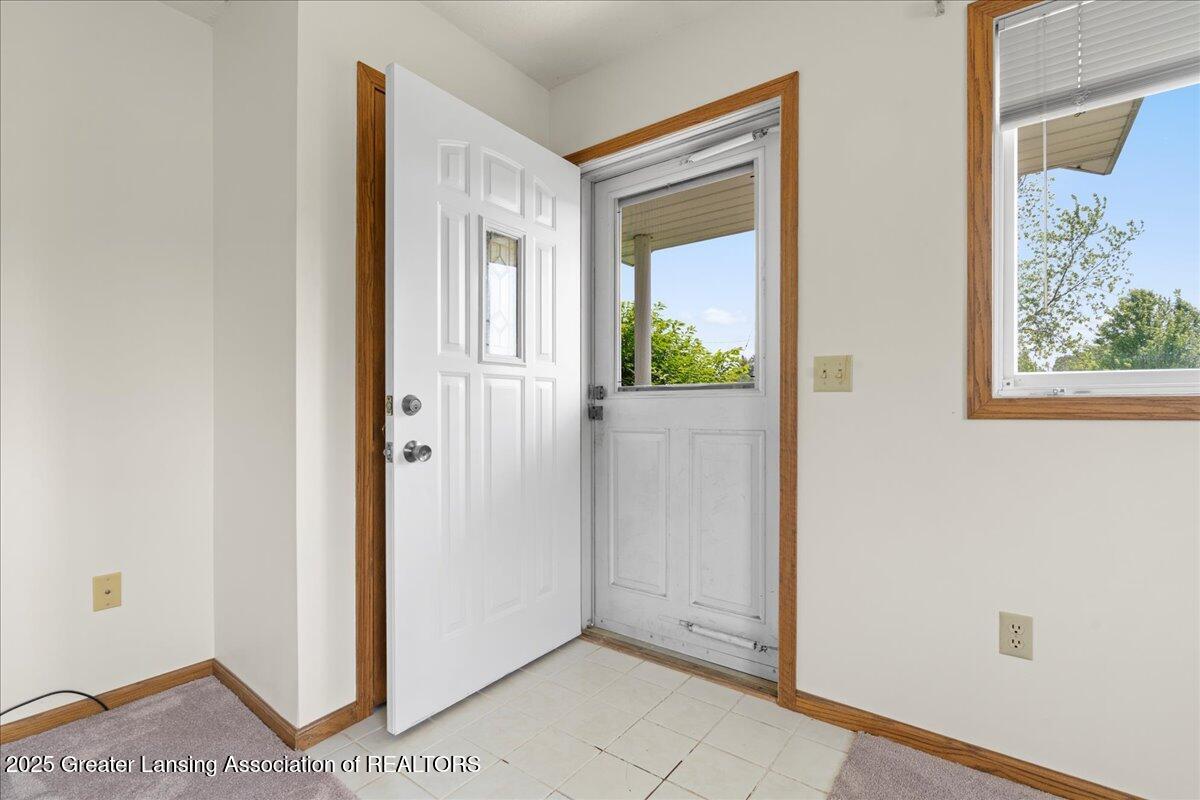 4240 Dell Road Lansing, MI 48911 - Photo 57 of 90 96-Media Jett - 95