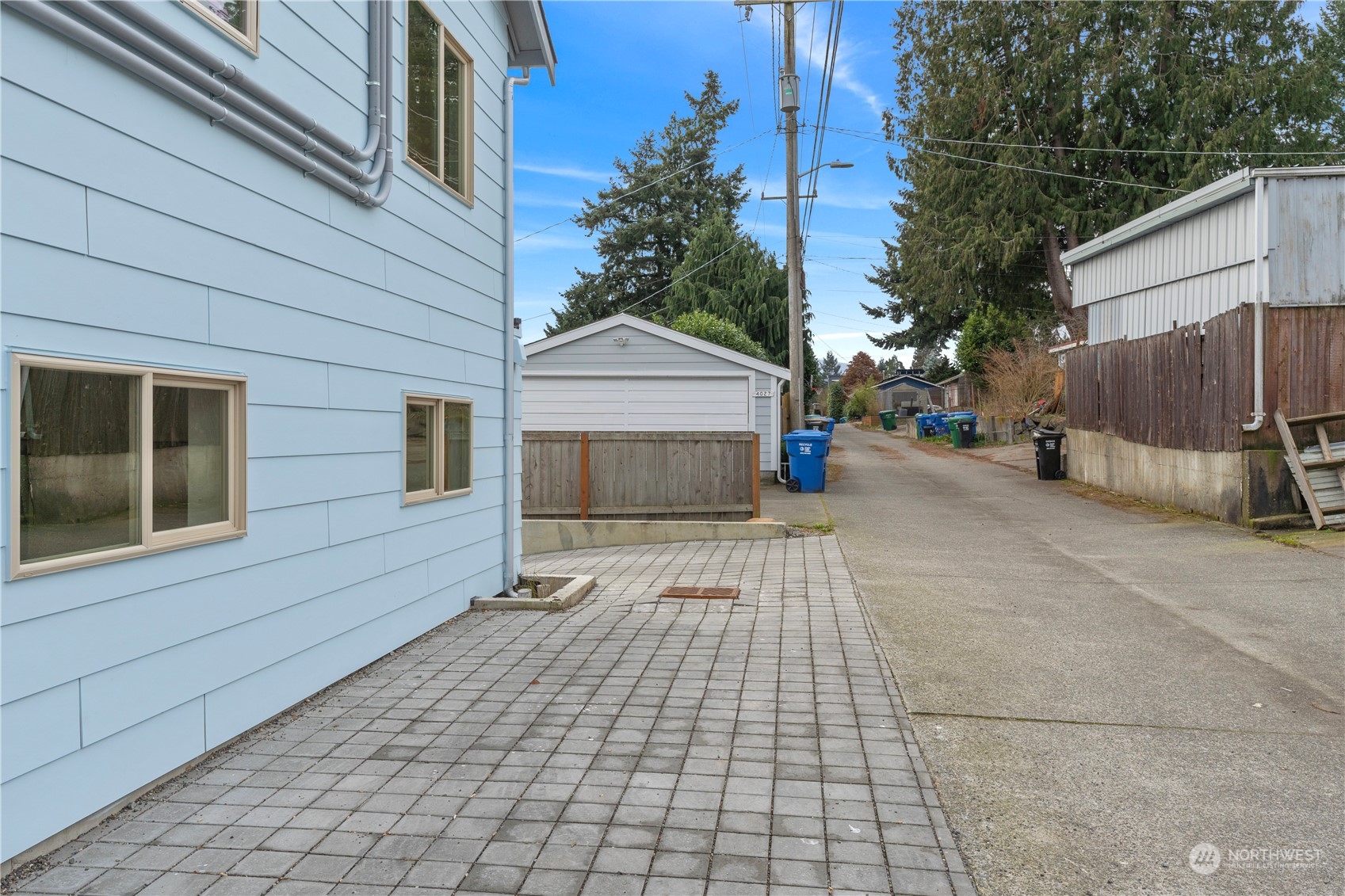 4019 51st Avenue Southwest Seattle, WA 98116 - Photo 4 of 33 a view of a house with a bench