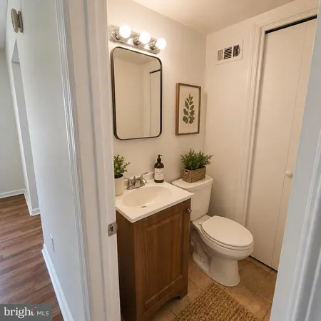 $2,150 | 1833 Addison Road South, District Heights, MD 20747