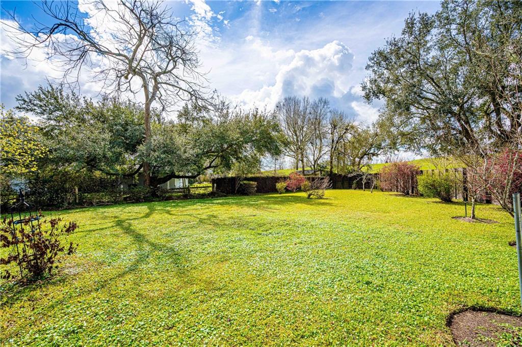 117 East Henfer Avenue River Ridge, LA 70123 - Photo 11 of 25