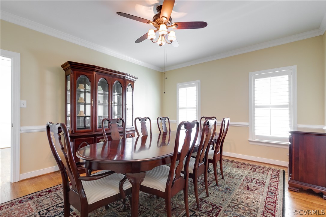 1931 Thornleigh Road Midlothian, VA 23113 - Photo 10 of 46 a view of a dining room with furniture