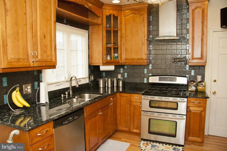 8406 Liberty Road Windsor Mill, MD 21244 - Photo 2 of 30 Kitchen