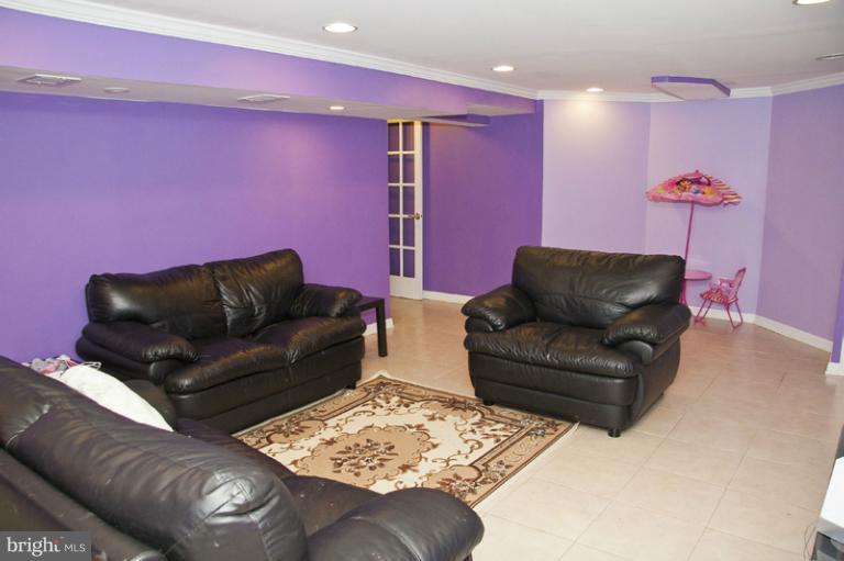 8406 Liberty Road Windsor Mill, MD 21244 - Photo 25 of 30 Basement