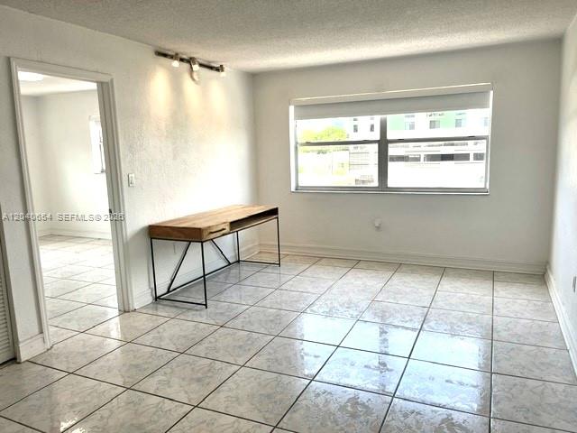 444 Southwest 4th Street, Unit 404 Miami, FL 33130 - Photo 23 of 27
