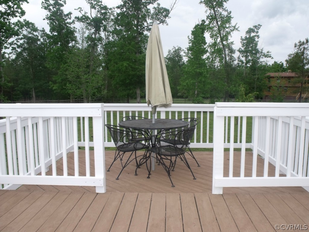 9811 Taylor Road Chesterfield, VA 23838 - Photo 20 of 24 a view of a deck patio and outdoor seating