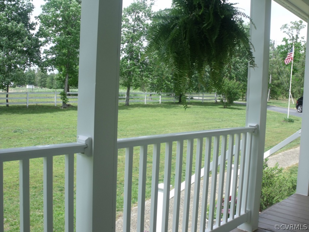 9811 Taylor Road Chesterfield, VA 23838 - Photo 2 of 24 a view of backyard with green space